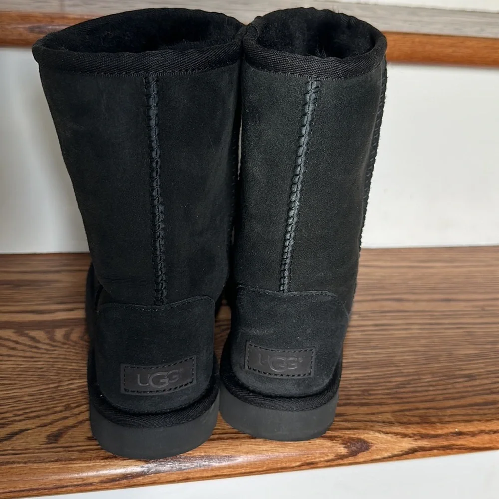 Ugg classic boots - Picture 4 of 4